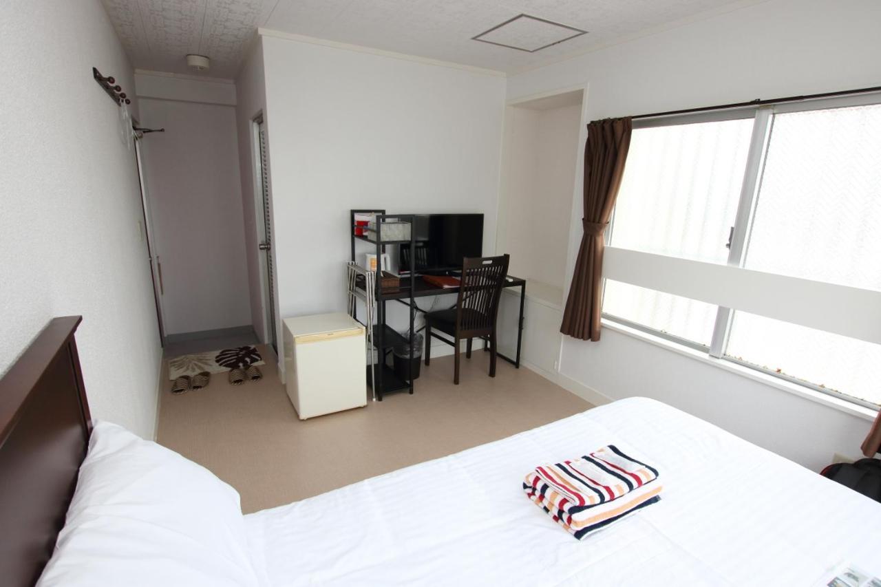 Seven House Urasoe酒店 外观 照片